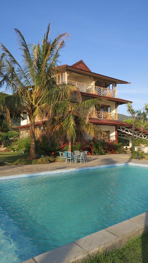 The Tree House Sumbawa 호텔 Huu 외부 사진