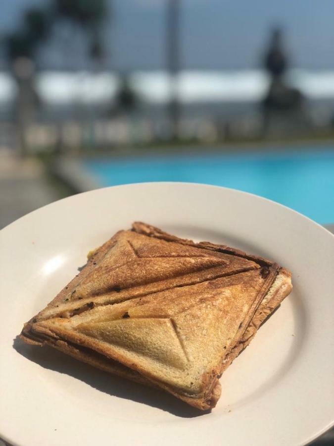The Tree House Sumbawa 호텔 Huu 외부 사진